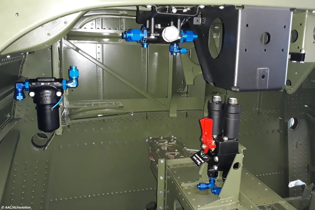 Restauration de l'A-26 Invader : poursuite du montage des équipements du fuselage
