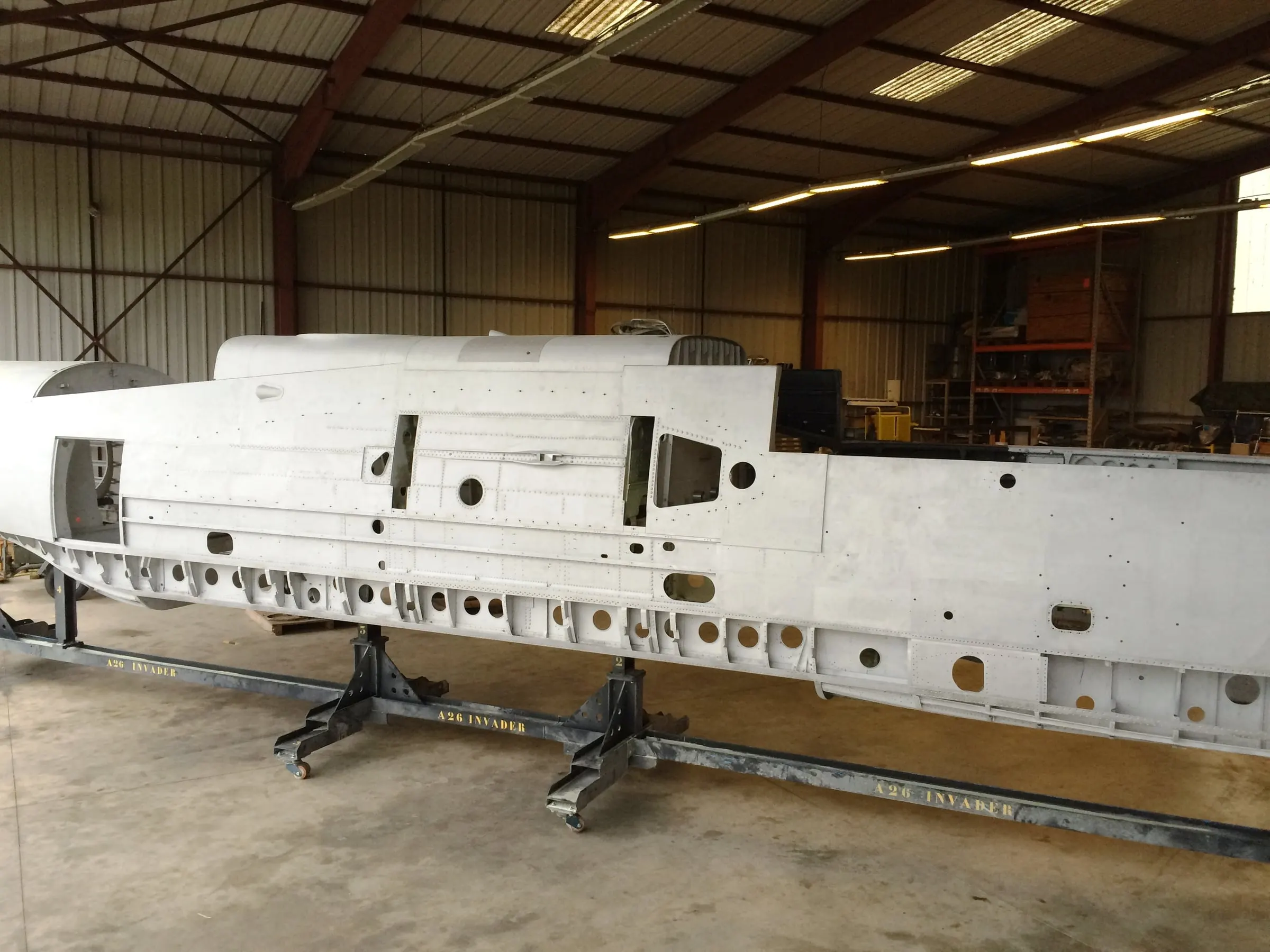 Restauration de l'A-26 Invader : réception des différentes pièces de l'Invader