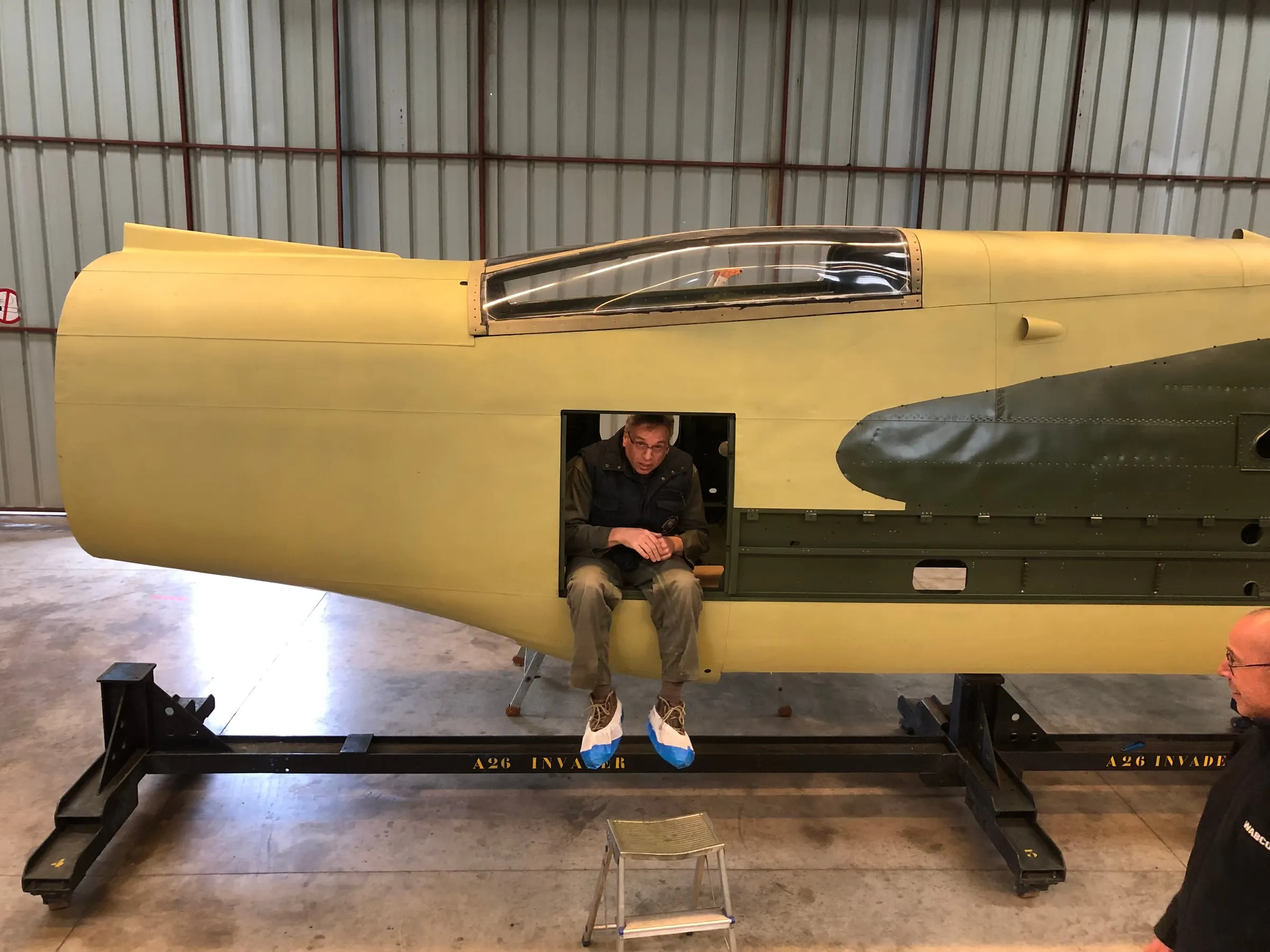 Restauration de l'A-26 Invader : la section centrale du fuselage est achevée