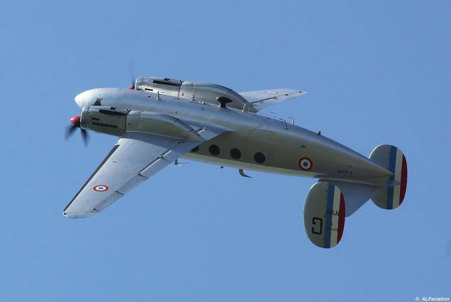 Le Marcel Dassault MD312 Flamant n°189 F-AZVG au Versoud